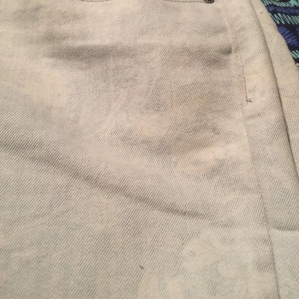 H&M cut off shorts with‎ a lace print design